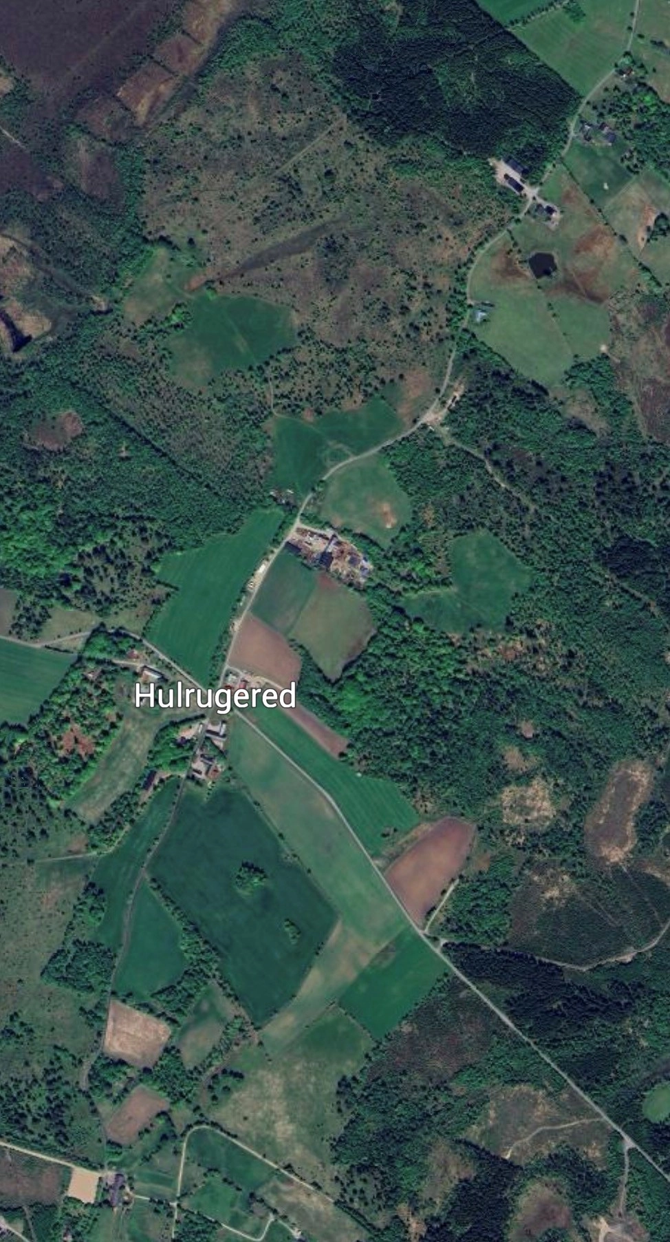 Komplett häst- och träningsanläggning i naturnära miljö utanför Båstad